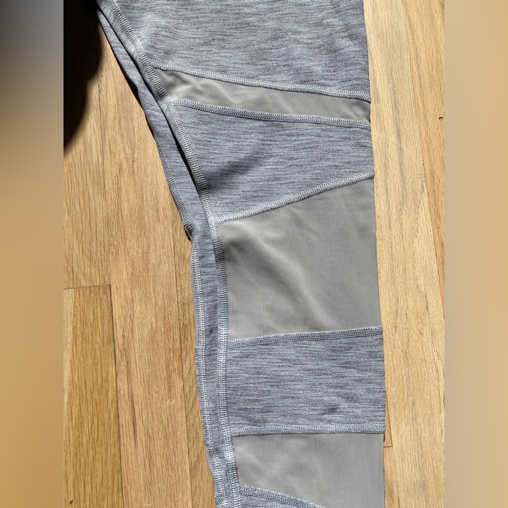 NEW Lorna Jane Grey Mesh Leggings - Size Medium